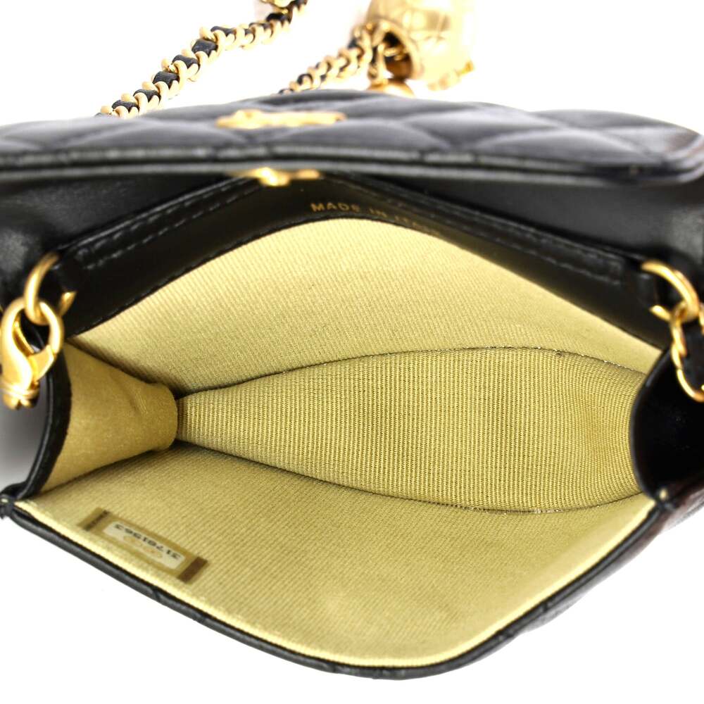 Chanel Pearl Crush Flap Clutch With #259228C25B - Picture 6 of 7